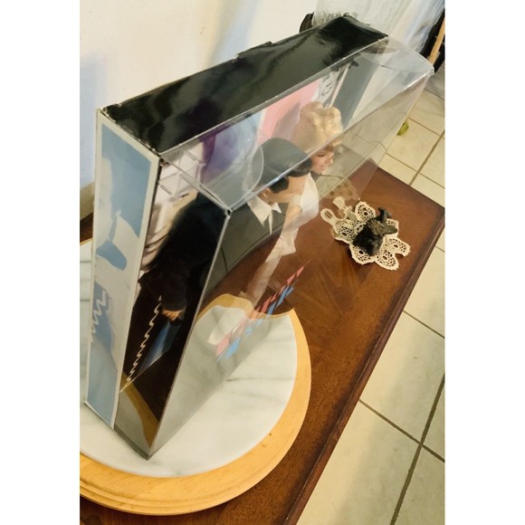 Barbie Collector Pillow Talk Doris Day And Rock Hudson Doll GiftSet NEW IN BOX - Picture 9 of 12